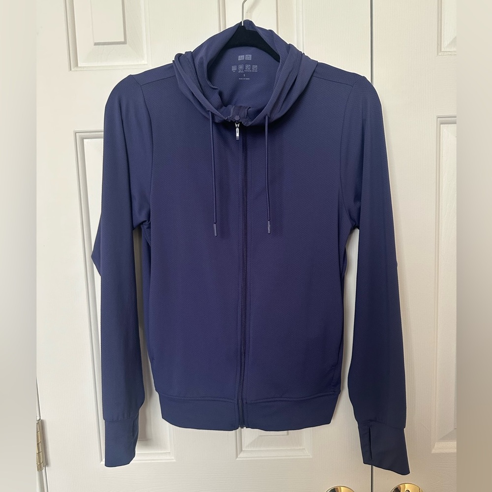 Uniqlo AIRism UV Protection Full-Zip Hoodie